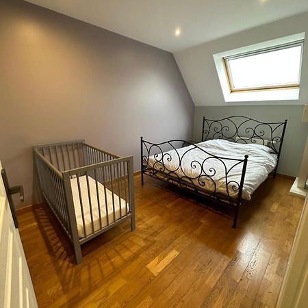 Appartement A Beaune Avec Parking Extérieur photo