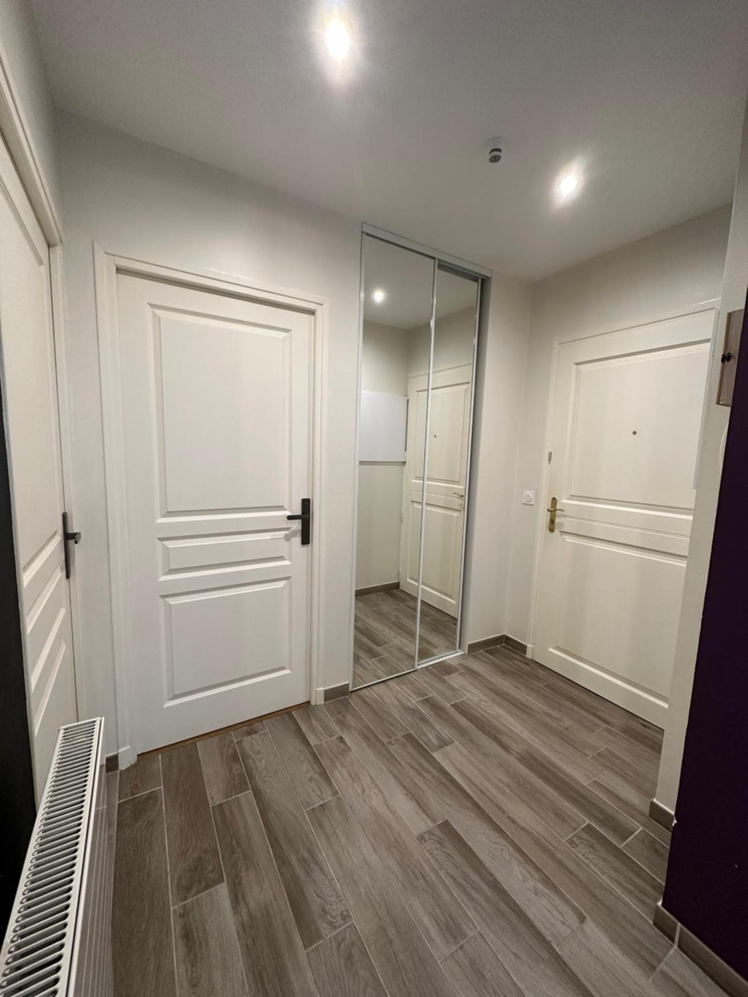 Appartement A Beaune Avec Parking Extérieur photo